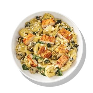 Roasted Garlic Cream Tortelloni with Chicken - 45 grams of protein, 530 calories